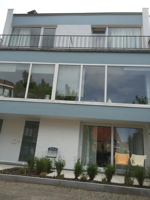 Guesthouse Poppies , Free Parking Oostende Bagian luar foto
