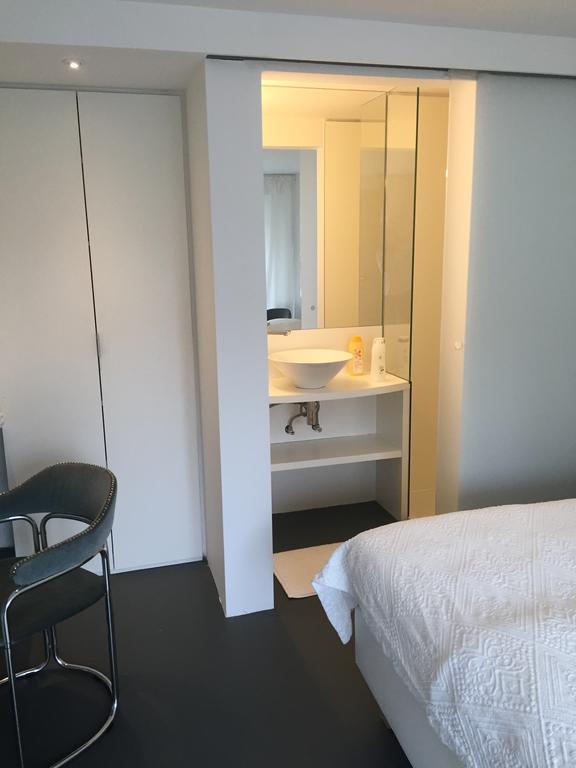 Guesthouse Poppies , Free Parking Oostende Bagian luar foto