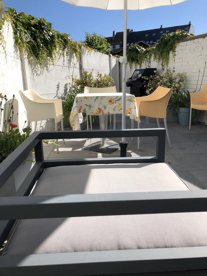 Guesthouse Poppies , Free Parking Oostende Bagian luar foto