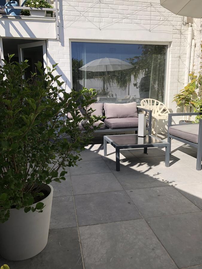 Guesthouse Poppies , Free Parking Oostende Bagian luar foto