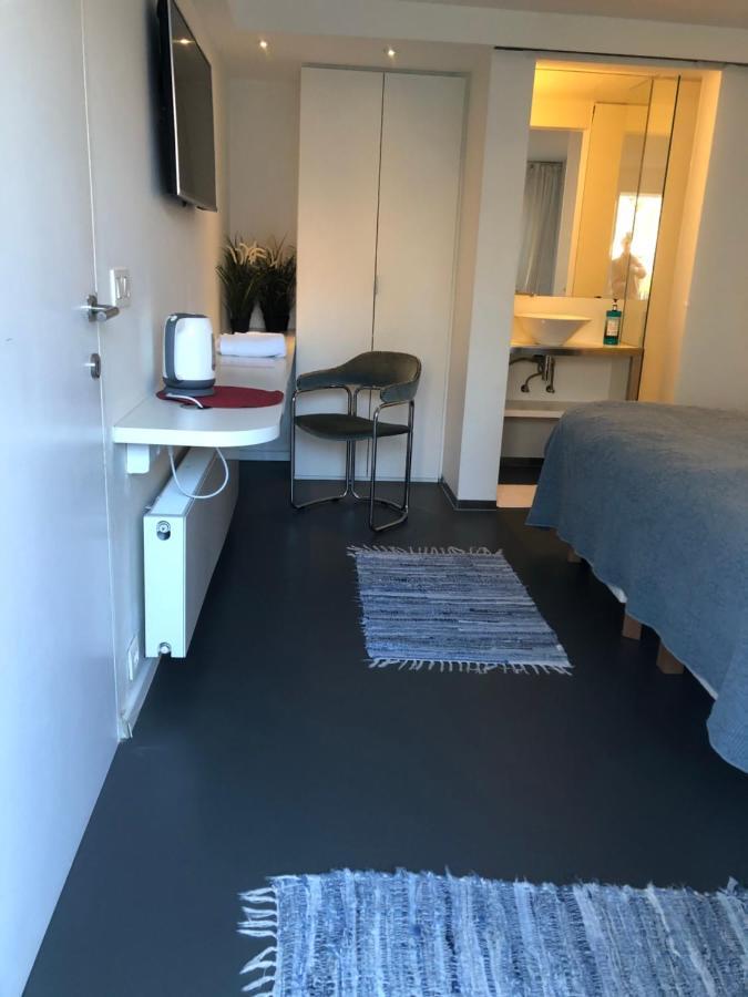 Guesthouse Poppies , Free Parking Oostende Bagian luar foto