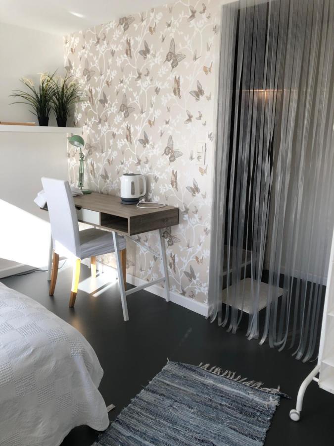 Guesthouse Poppies , Free Parking Oostende Bagian luar foto